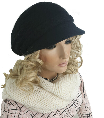 Gevoerde pet winter baret met klepje wintermuts kleur zwart